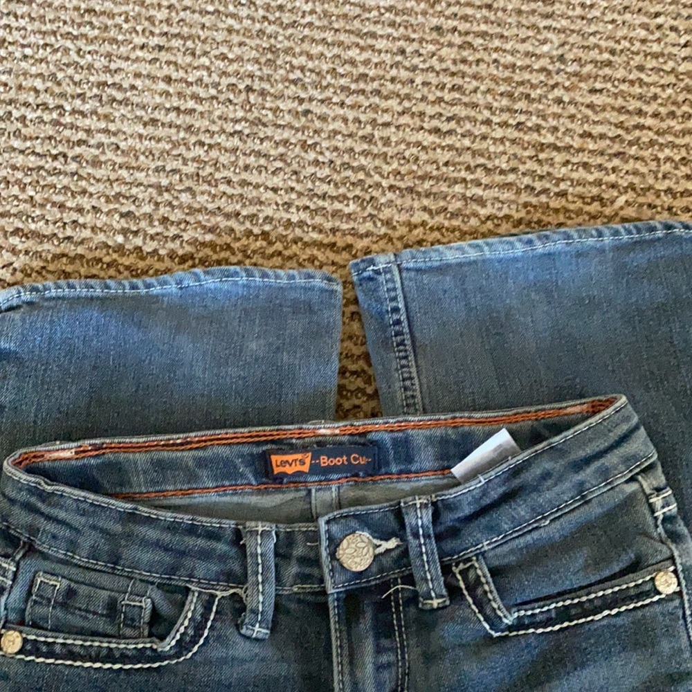 Bootcut Levi’s - Picture 3 of 4
